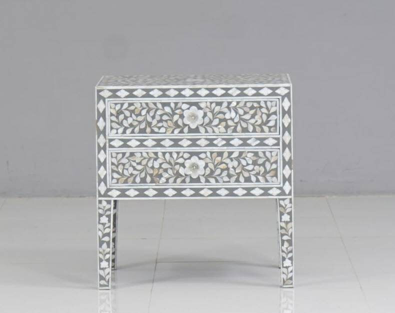 Côté de lit en nacre fait à la main avec incrustation de vadrouille en bois motif floral moderne chevet/table d'appoint/table de nuit avec meubles à 2 tiroirs