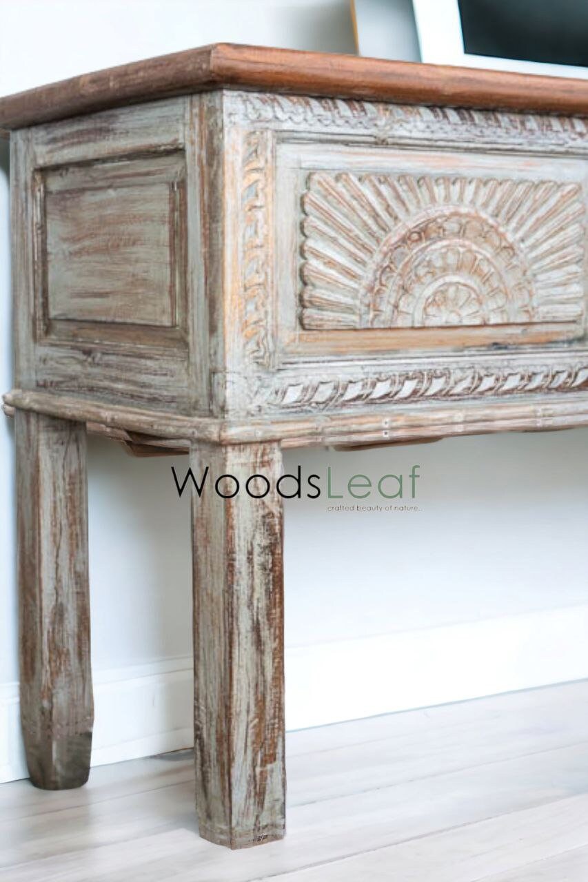 Coffre de console rustique magnifiquement fabriqué à la main à partir de bois récupéré sculpté à la main Idéal pour un espace de rangement supplémentaire