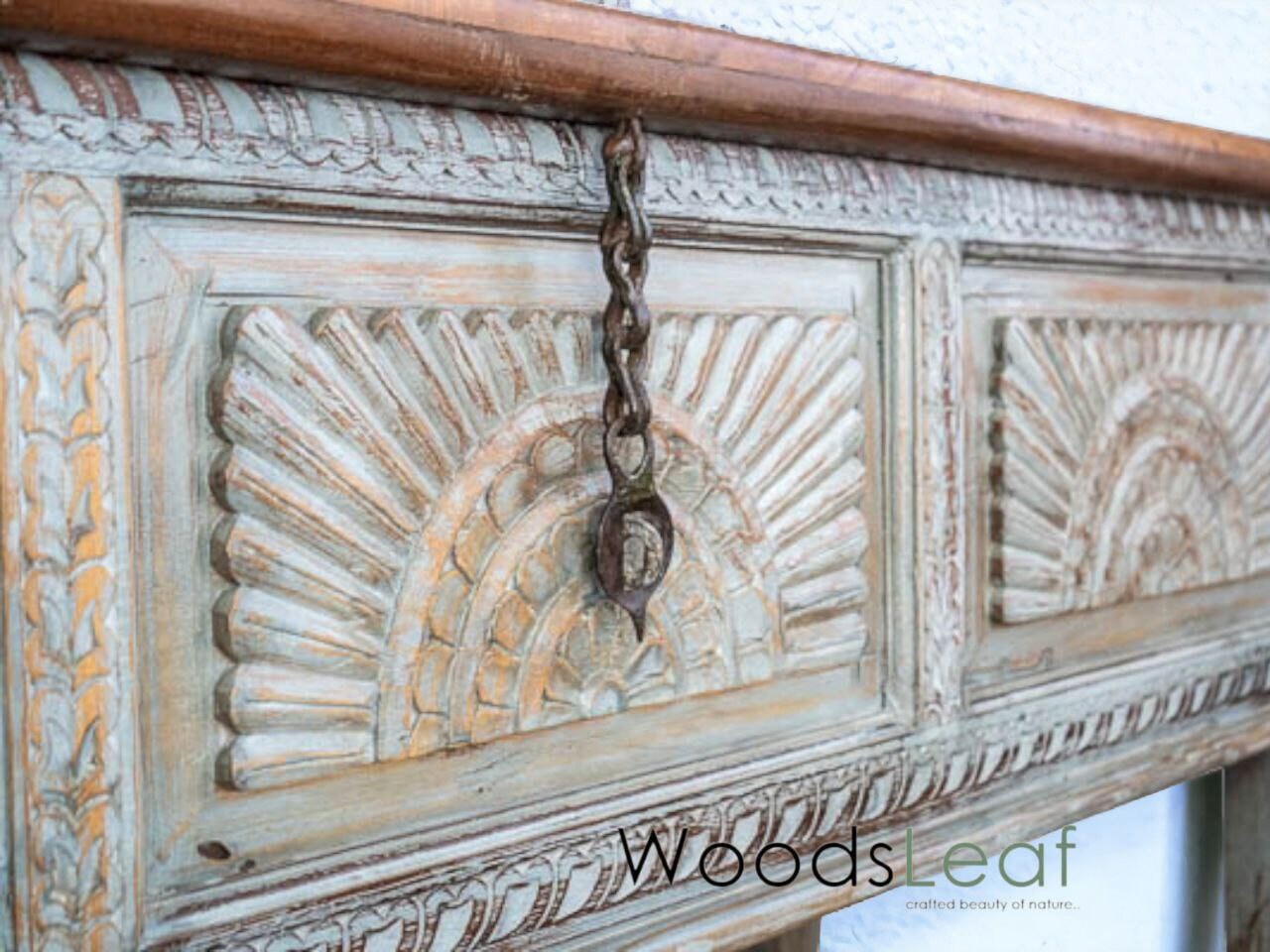 Coffre de console rustique magnifiquement fabriqué à la main à partir de bois récupéré sculpté à la main Idéal pour un espace de rangement supplémentaire