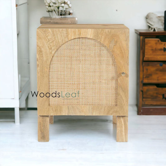 Table de chevet en canne naturelle faite à la main / Table de chevet / Porte en bois Décoration intérieure Bois de manguier Finition naturelle Meubles indiens