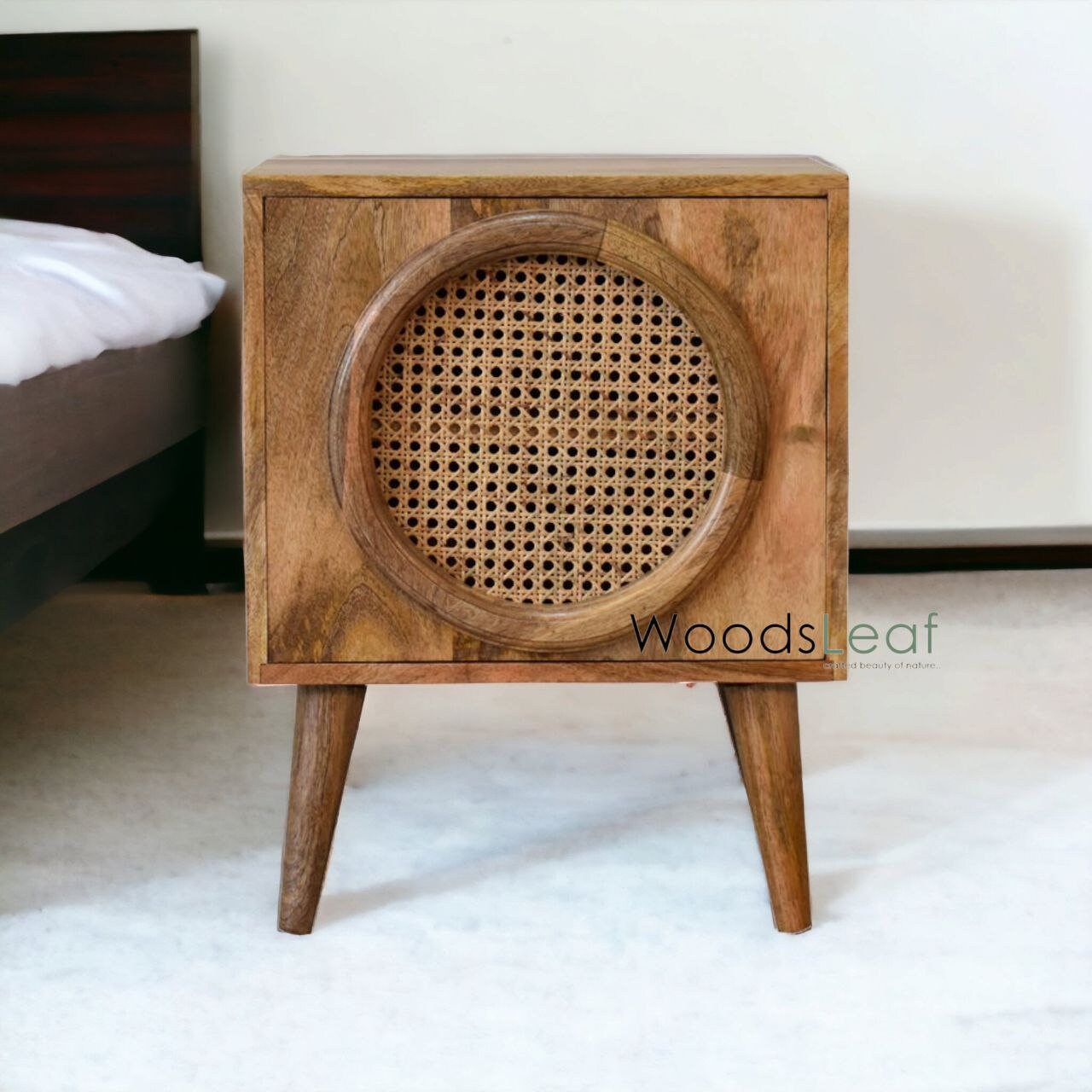 Table de chevet en canne naturelle faite à la main / Table de chevet / Porte en bois Décoration intérieure Bois de manguier Finition naturelle Meubles indiens