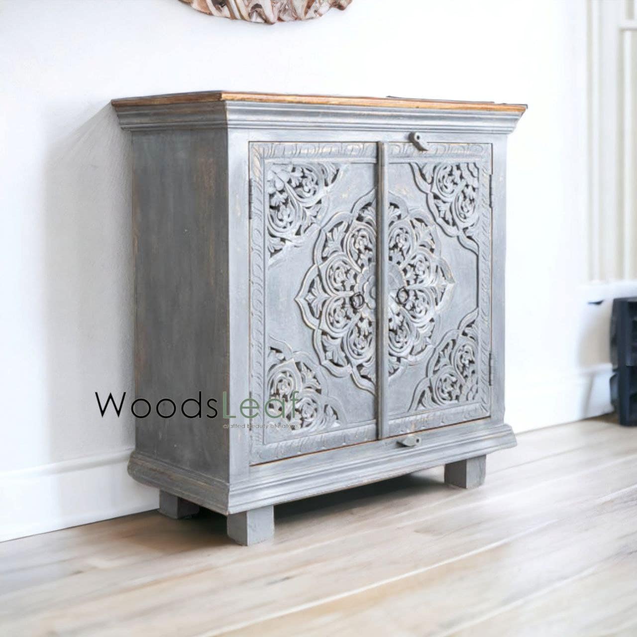 Finition en détresse, meubles de chambre à coucher de salon, buffet sculpté, buffet sculpté de fleurs à la main, unités de rangement d’armoire, bois massif indien