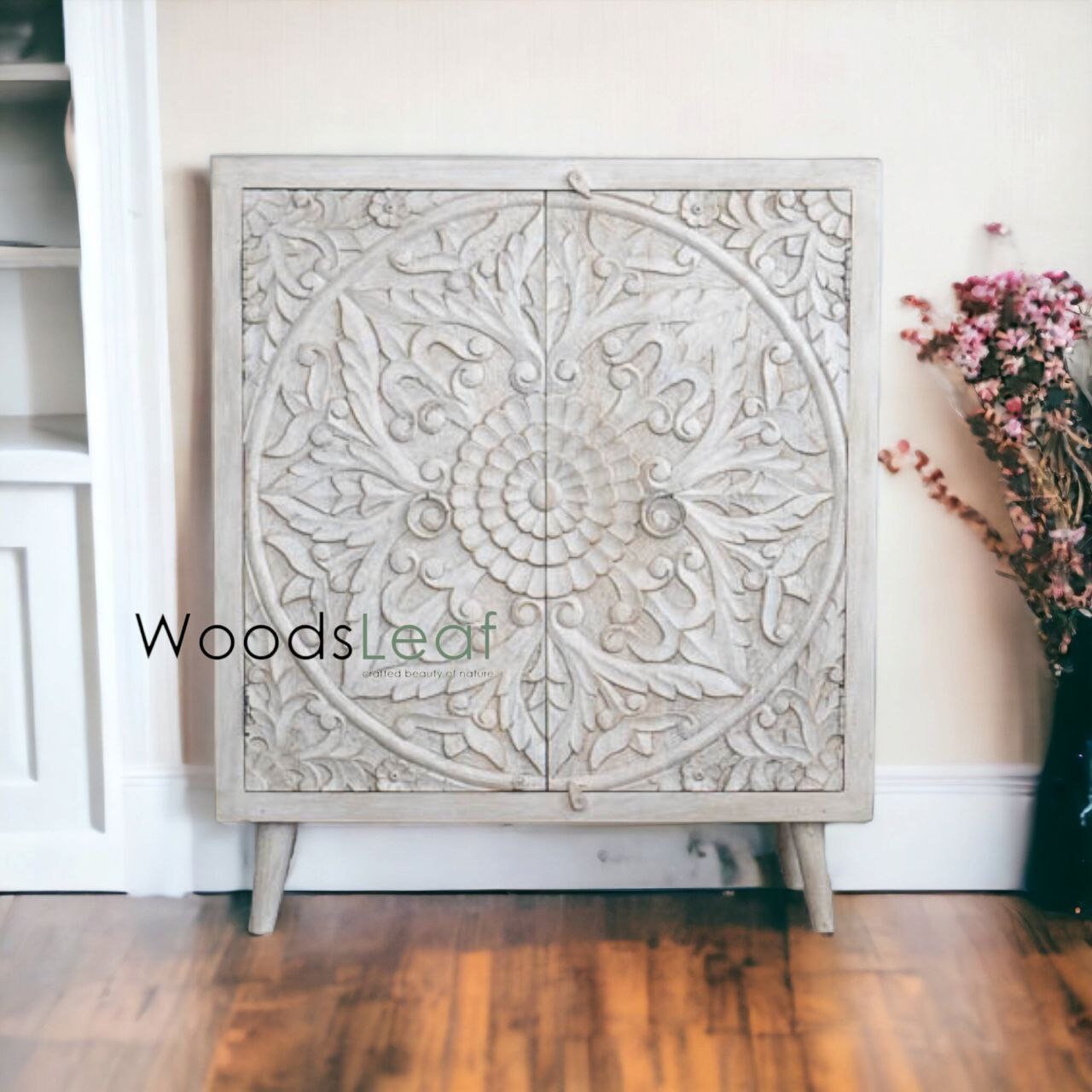 Finition en détresse, meubles de chambre à coucher de salon, buffet sculpté, buffet sculpté de fleurs à la main, unités de rangement d’armoire, bois massif indien