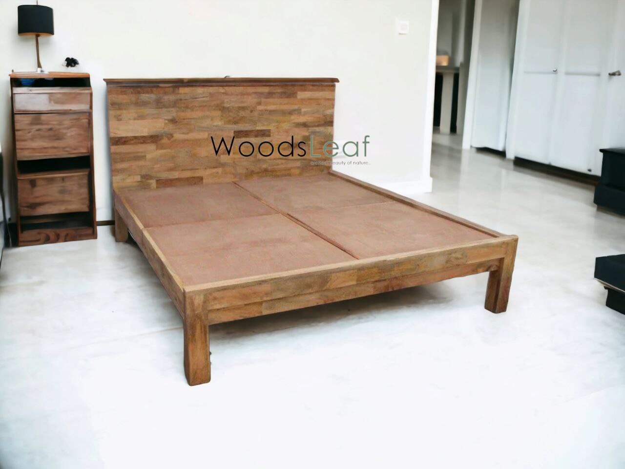 Lit en bois massif fait à la main | Lit à panneaux | Tête de lit en bois massif | Tête de lit à panneaux | Lit de taille personnalisée | Finition naturelle