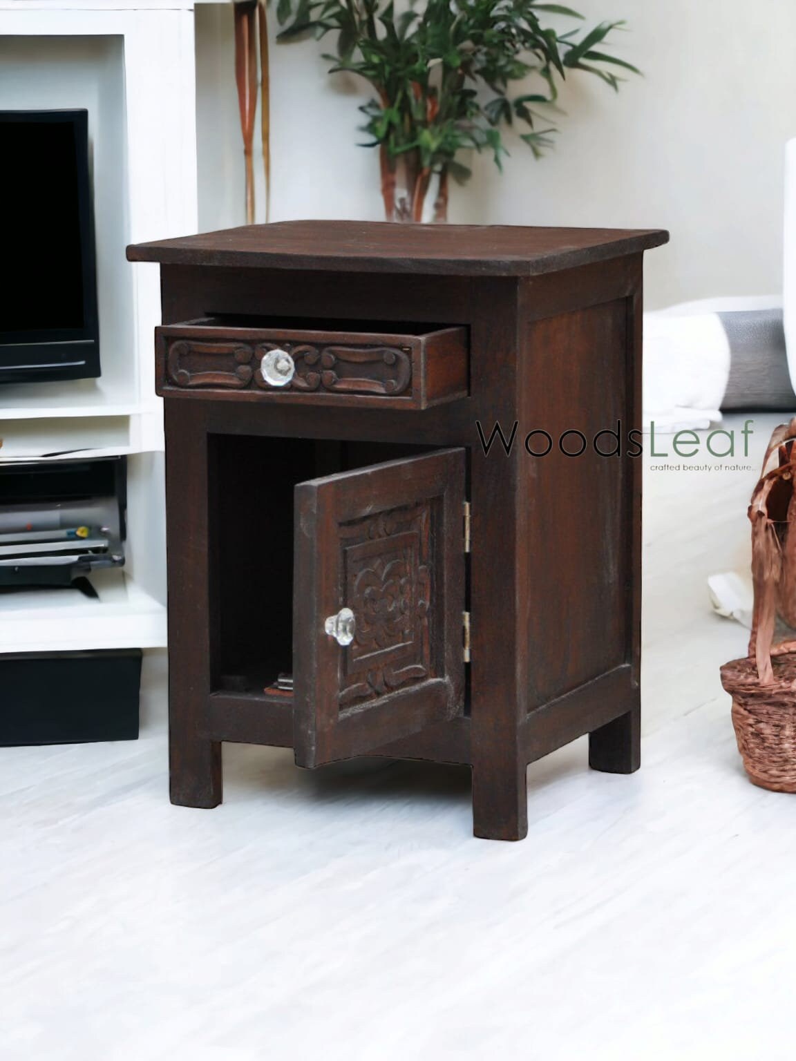 Jaya Nightstand