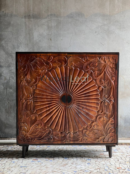 Handgeschnitztes Sideboard, Schrankaufbewahrungseinheiten, indisches Massivholz, Walnuss-Finish, Wohnzimmer-Schlafzimmermöbel, handgeschnitztes Sideboard